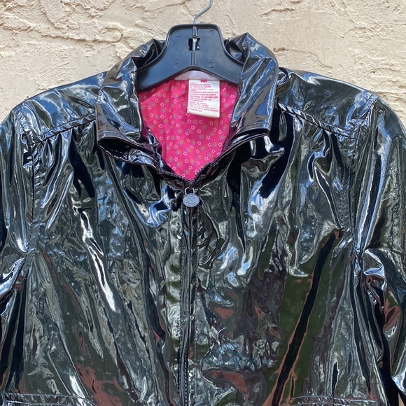 Gorgeous Novi Black Shiny Patent Leather Jacket - Picture 2 of 10